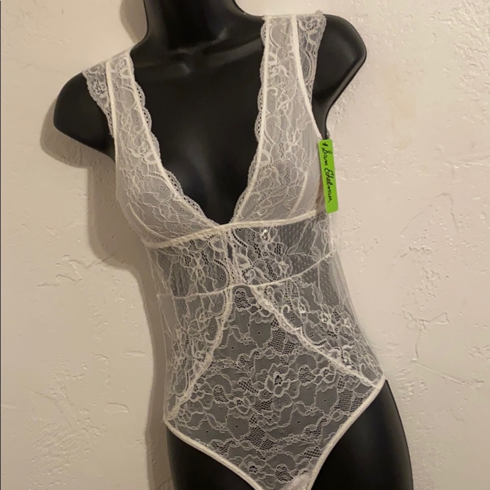 LAST ONE!!!   Sam Edelman Lace Bodysuit - Picture 2 of 7